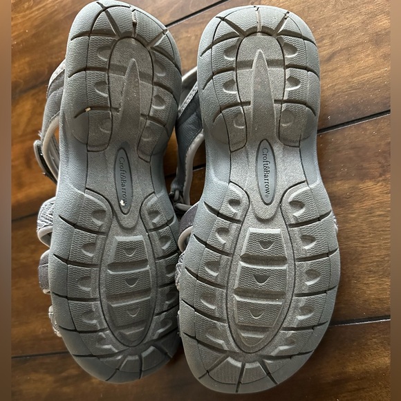 Sandals - Picture 2 of 2